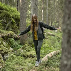 Hiker Naisten Trikoot